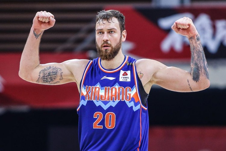 乐鱼app-加时末段摩纳哥调整名单以备CBA季后赛，复出首秀环节打磨，悬念犹存，纪律约束更严格(cba五佳球最新2025消息28轮最新消息最新)